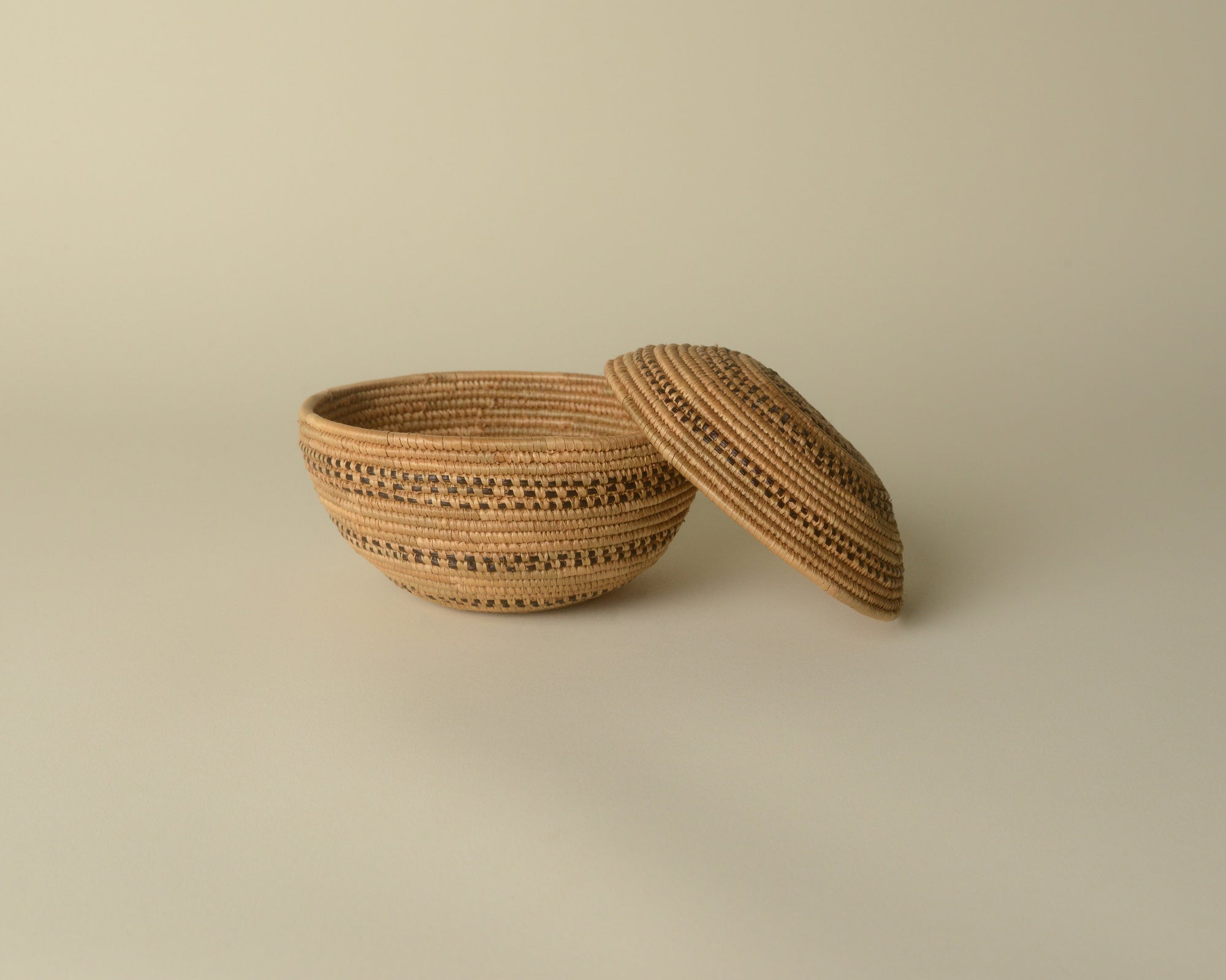 Small lidded bowl, Inuit tradition.